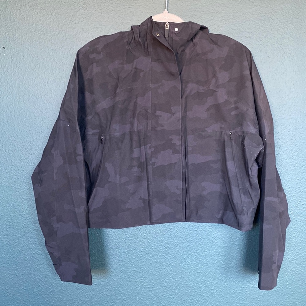 Crop Lululemon Windbreaker